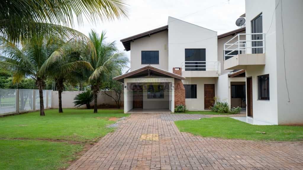 Locação de Casas / Sobrado na cidade de Lucas do Rio Verde